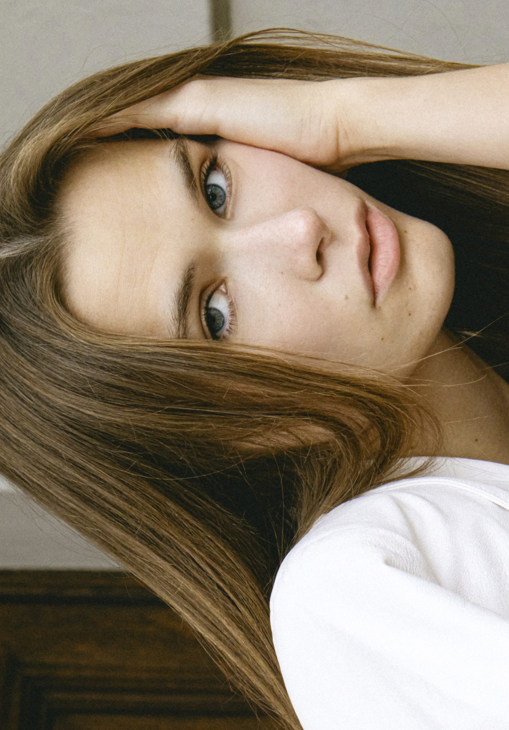 Fashion photography of a woman wearing clothes from Feners in Vienna