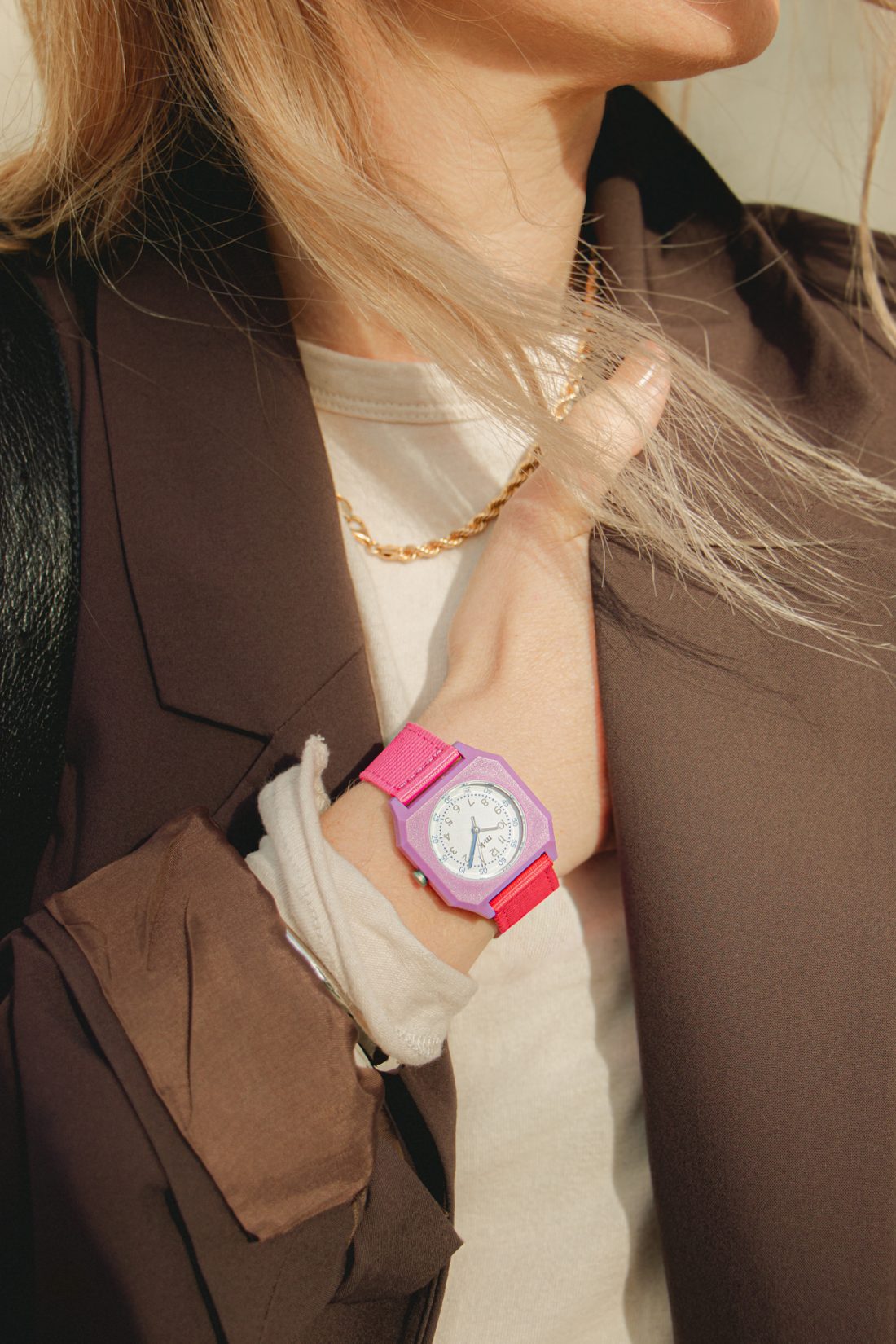 Product photography of a watch from the brand Mini Kyomo